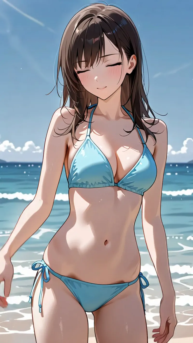 青空と波立つ海を背景に、爽やかな青のビキニを身に着けた少女が静かな笑顔で立つアニメ調イラストです。柔らかい髪の流れと日差しの中での穏やかな表情が、夏の海での一瞬を優雅に切り取っています。