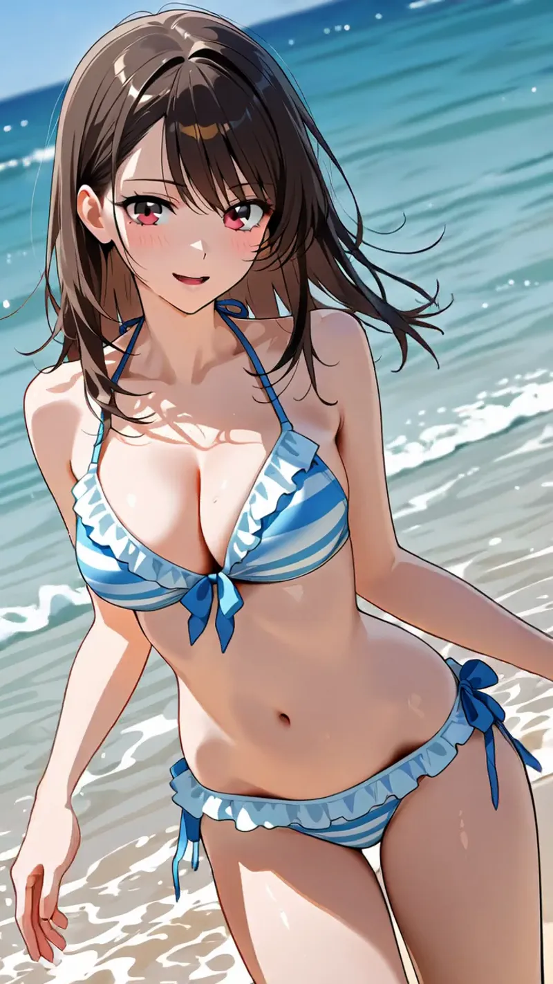 ピンク色の瞳と黒髪が印象的な美少女が、青と白のストライプ柄ビキニを身に纏い、海辺に佇むアニメ調イラストです。波打つ水面と爽やかな浜の背景が、夏らしい爽快感を引き立てています。