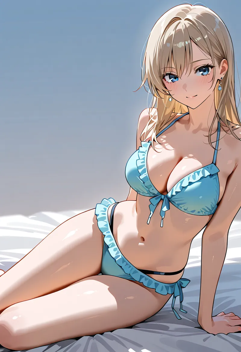 淡色の長髪に青い瞳が印象的な美少女キャラクターのイラストです。青いフリル装飾の水着姿で、爽やかな海の背景の中、優雅な横向きポーズで描かれています。