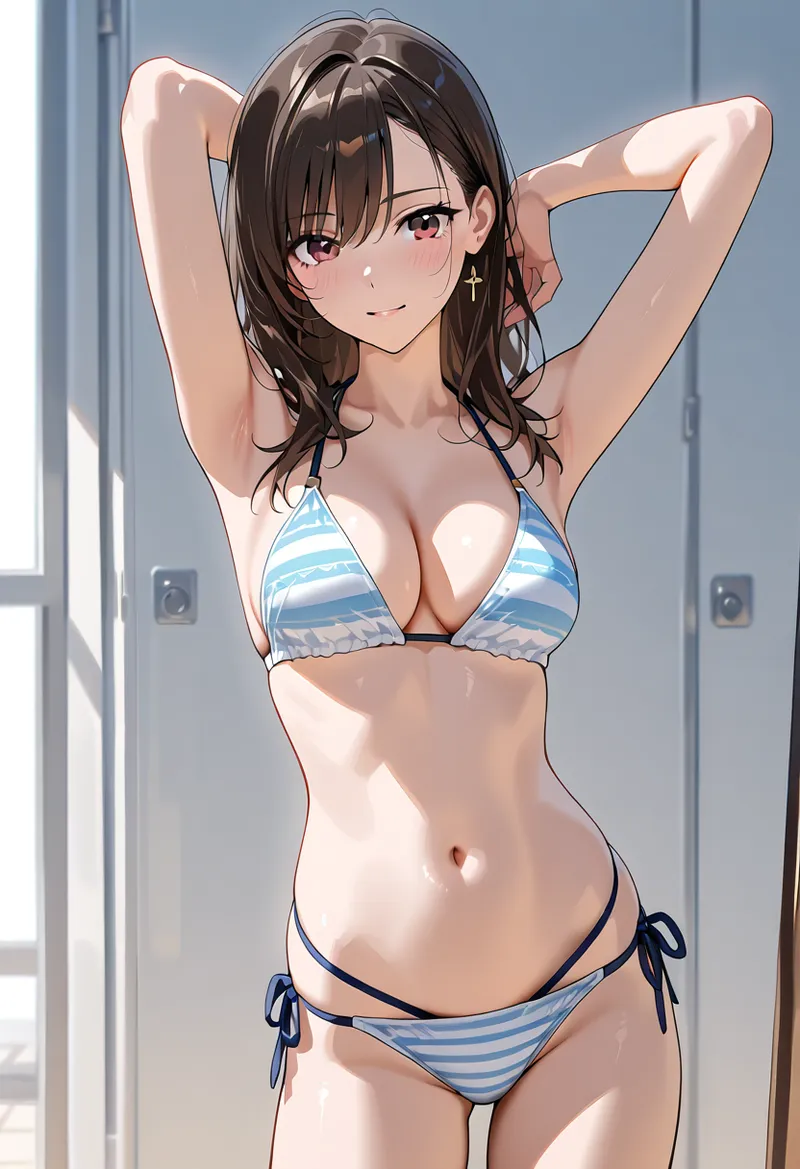 明るい室内で両手を上げた爽やかなポーズ。青白のストライプビキニを身につけた少女のアニメ調イラストで、柔らかな採光と整った顔立ちが印象的です。