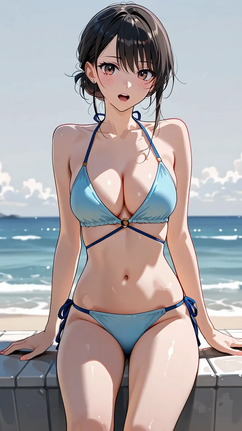 穏やかな海を背景に、黒髪をまとめた少女が砂浜に佇んでいます。青いビキニと爽やかな表情が、夏の海辺の雰囲気を引き立てています。